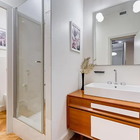 Bdc - The Platinum 2-bdr @spanish Steps * Roma