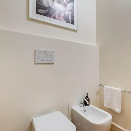 Bdc - The Platinum 2-bdr @spanish Steps