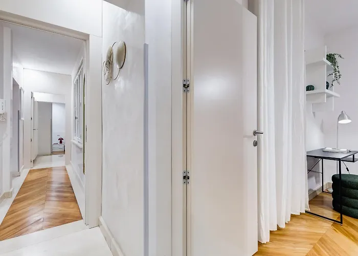 Bdc - The Platinum 2-bdr @spanish Steps Rome