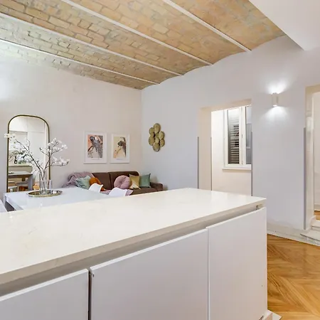 Bdc - The Platinum 2-bdr @spanish Steps Apartment Rom