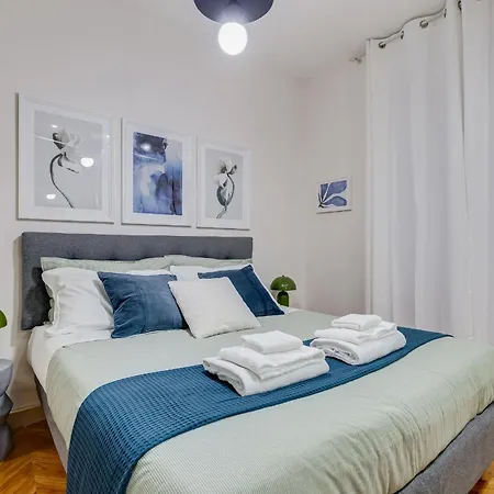 Bdc - The Platinum 2-bdr @spanish Steps Rom