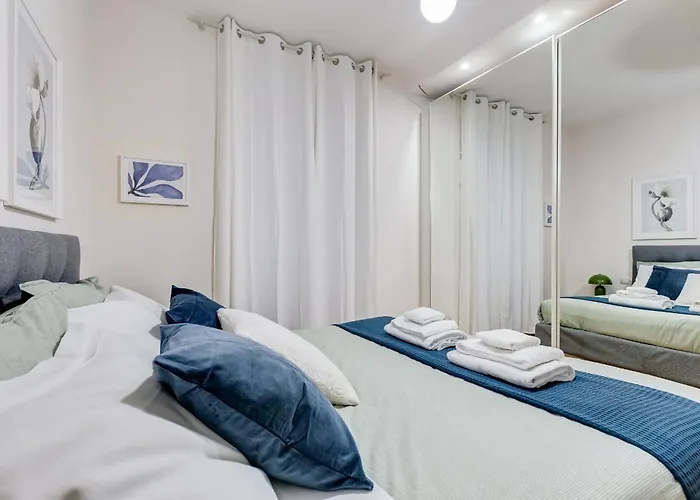 Bdc - The Platinum 2-bdr @spanish Steps Apartman