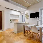 Bdc - Platinum 2bdr At Spanish Steps